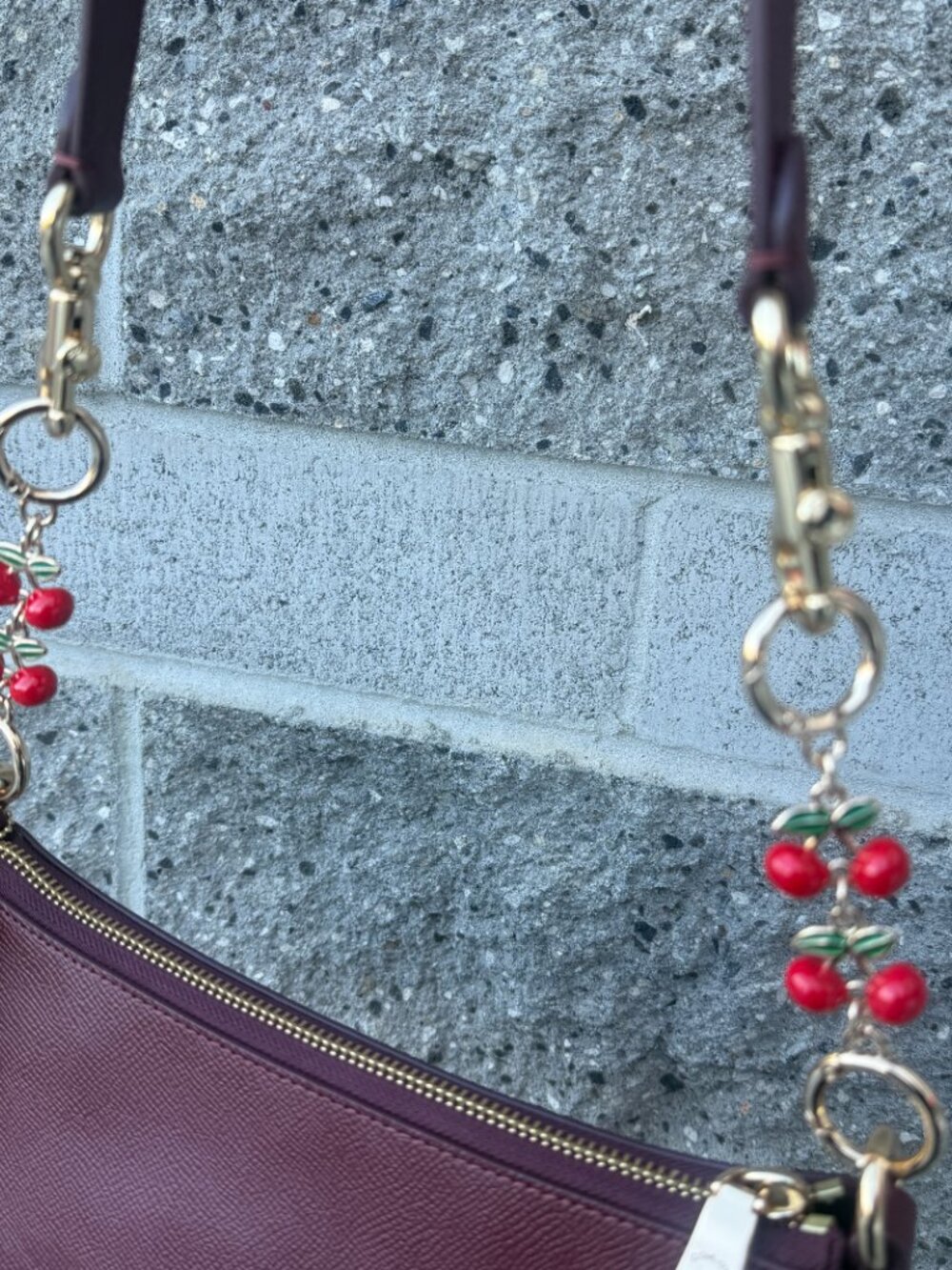 COACH nwt coach Charlotte Shoulder bag dark wine CCO18 WITH CHERRY CHAINS - Picture 3 of 11